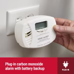 First Alert Plug-in Carbon Monoxide Detector - Image 2